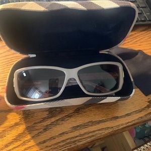 Burberry sunglasses